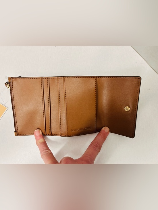 Michael Kors Saffiano Leather Trifold Wallet Brown with Gold Hardware NWT - Picture 3 of 4